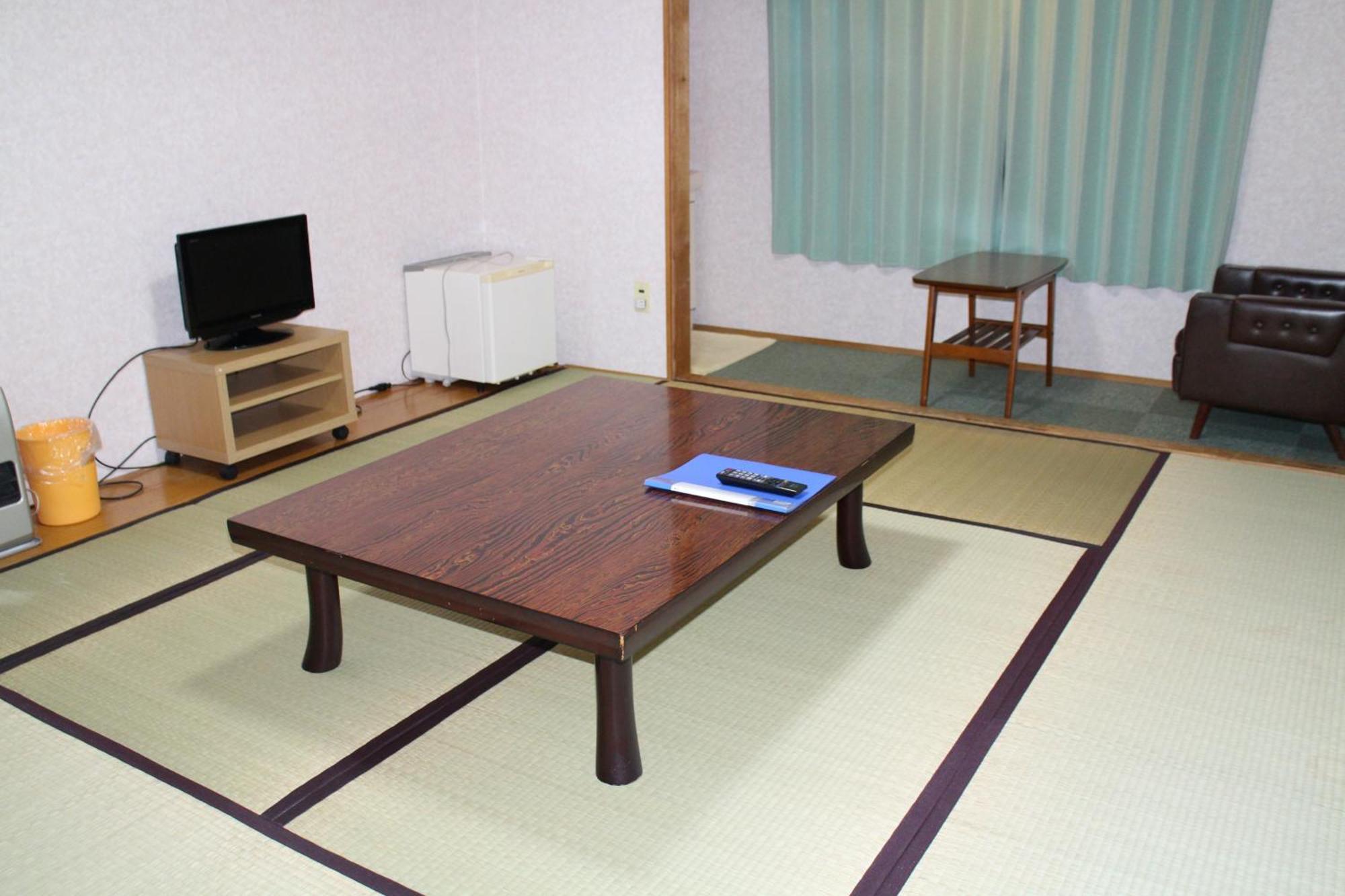 ホテル中の島別館 Sobetsu Room photo